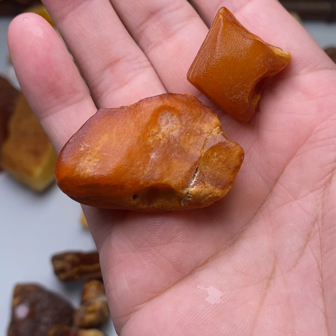 用***6定制琥珀天然蜜蜡