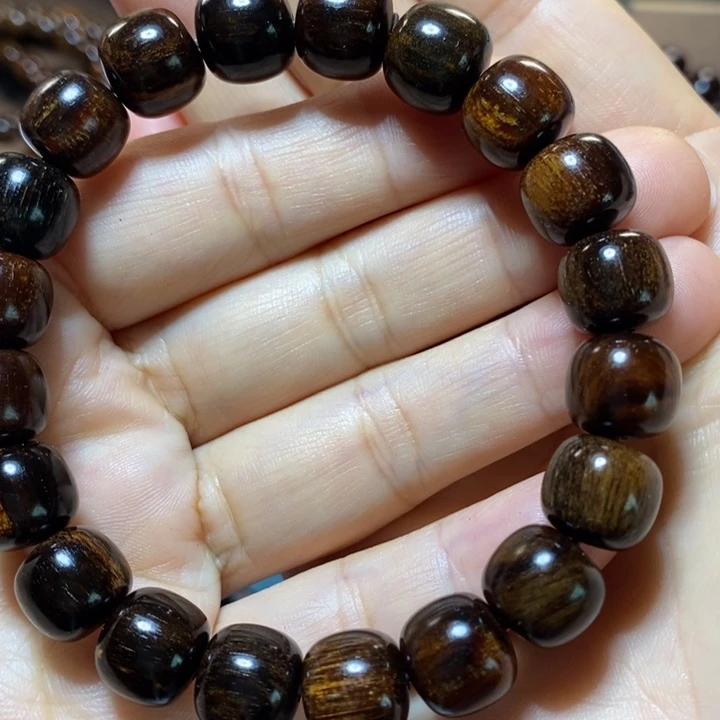 贡木巴布亚新几内亚贡木