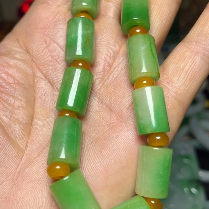 寒***冬翡翠未镶嵌颈饰翡翠手链88888