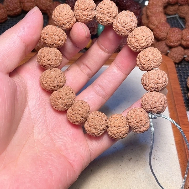 星***情吊坠金刚菩提金刚