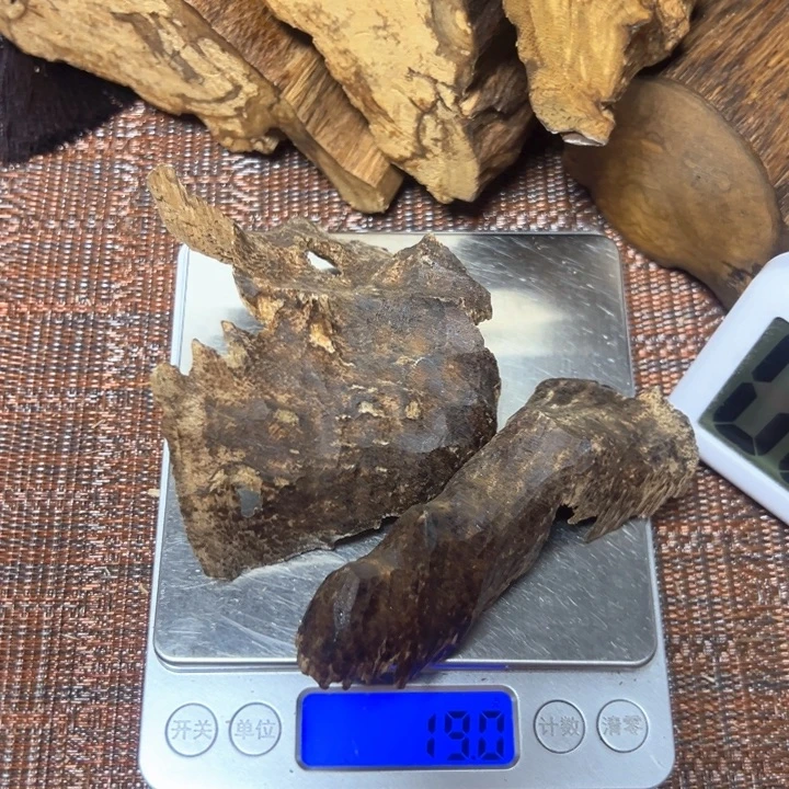 执***梦沉香枕沉香海南包头19克