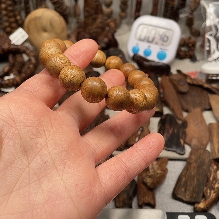 無***境沉香沉香碎屑金三角1.2+