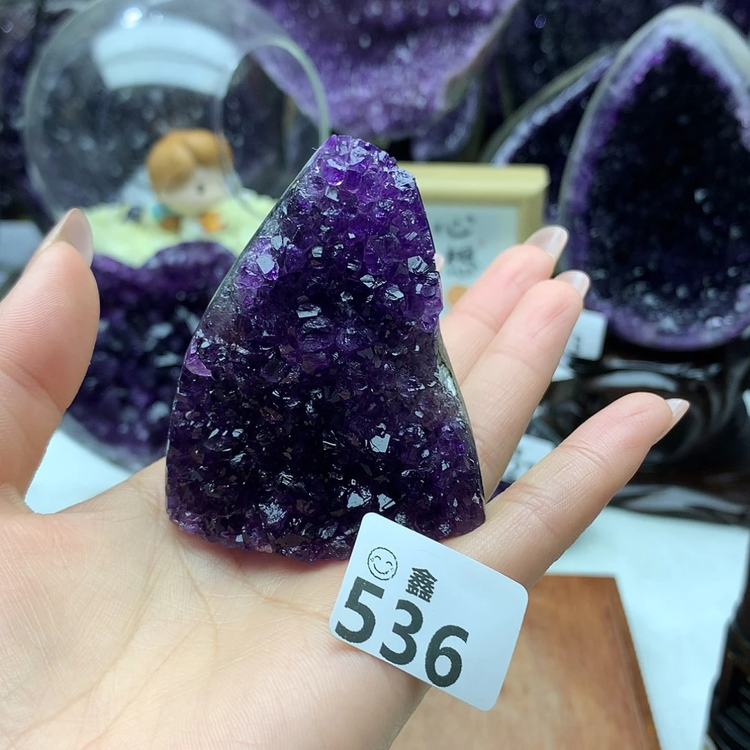 未镶嵌大型摆件（非配饰）水晶