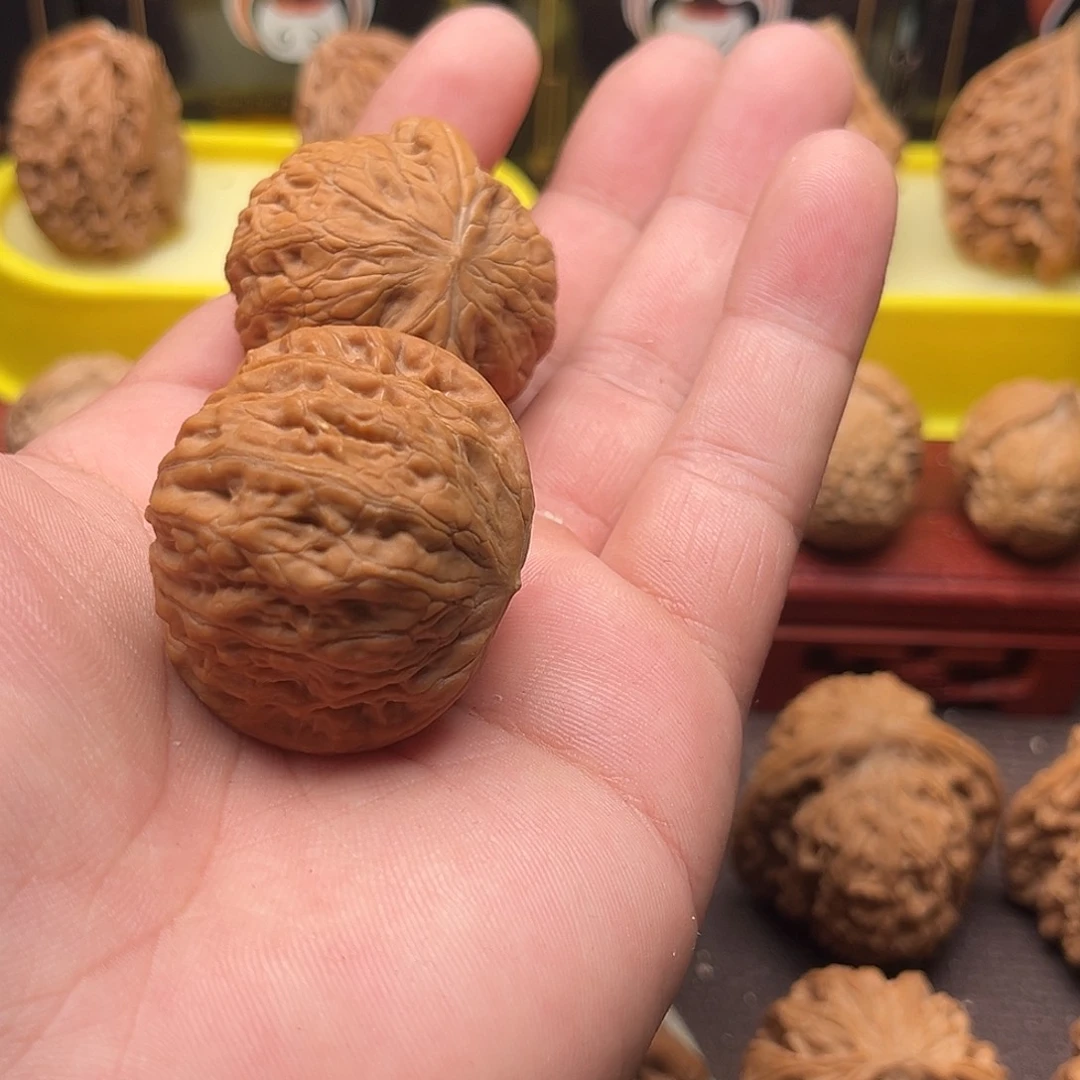 核桃铁锤，有黄1111111