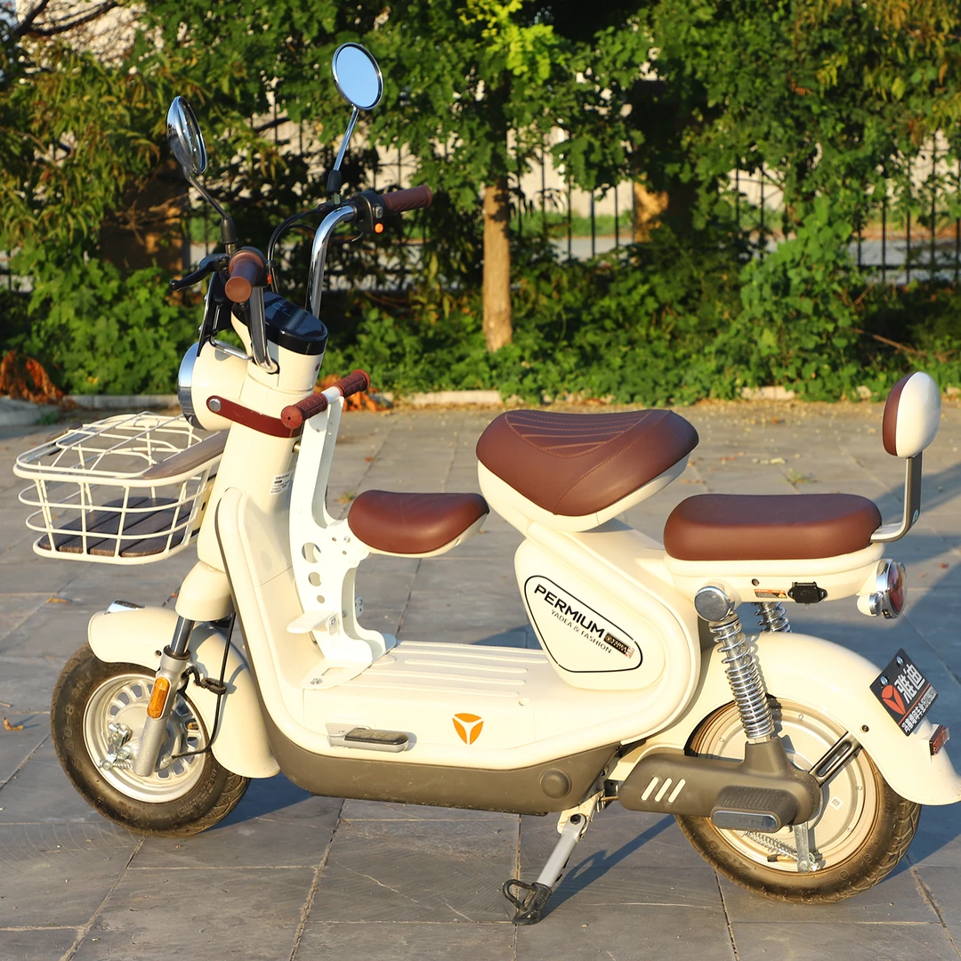 宝宝电动车前置座椅可折叠加软座垫安全舒适雅迪冠能6代C60座椅