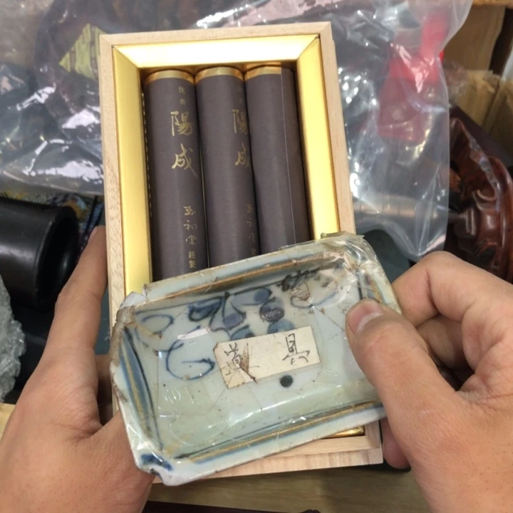 陶瓷孤品单件车里拍