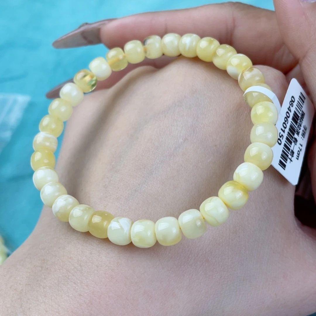 蜜蜡裸石未镶嵌蜜蜡40