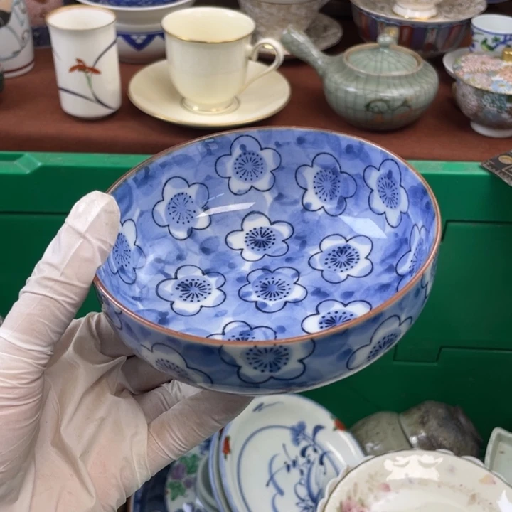 他家瓷器真美…开播了