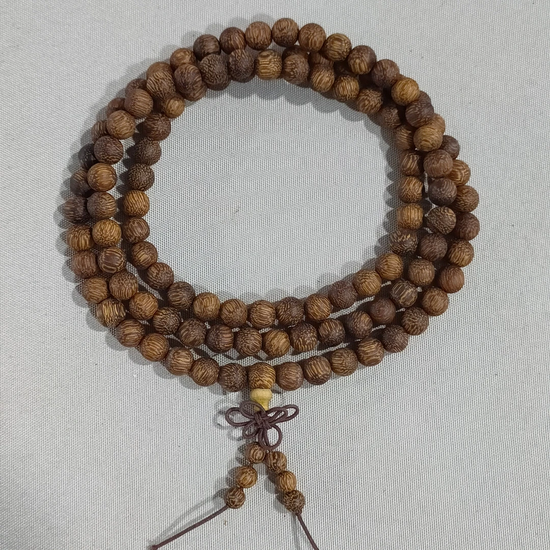 A84  黑油檀香  卡0.8 圆珠多圈手串