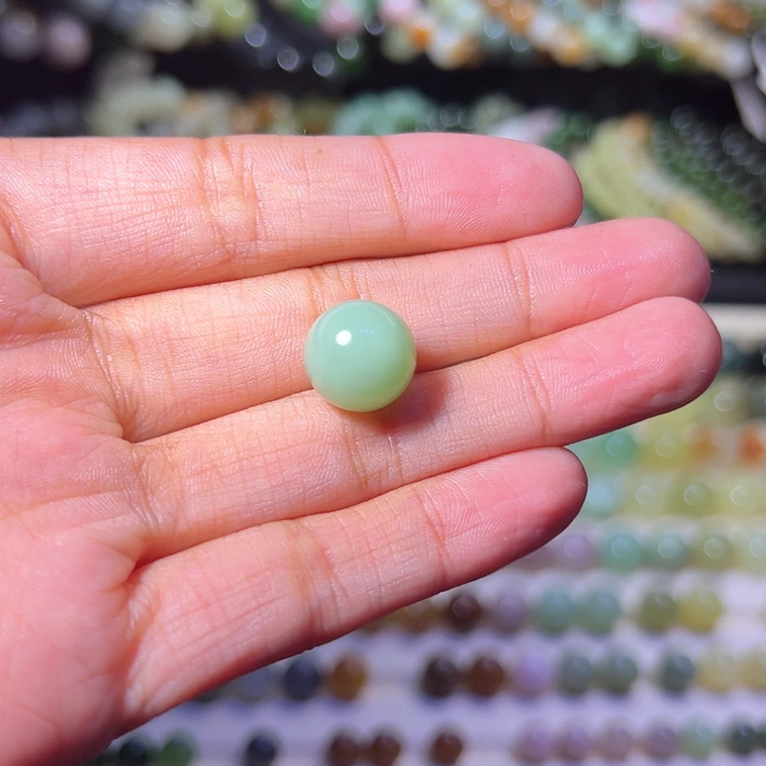 【闪购商品】和田玉未镶嵌珠宝半成品苏*薄荷绿12mm