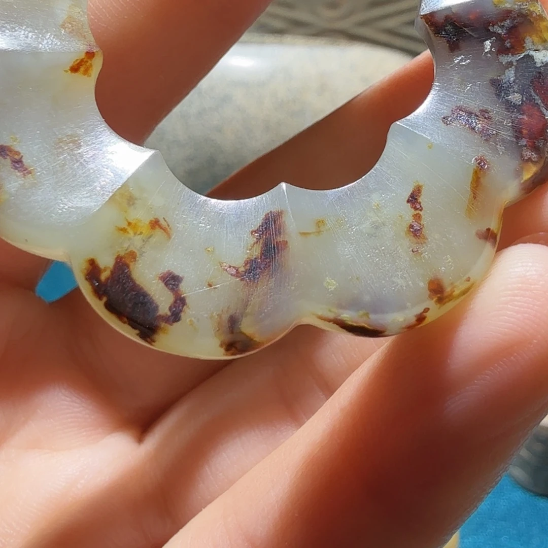 大***漠和田玉未镶嵌挂件