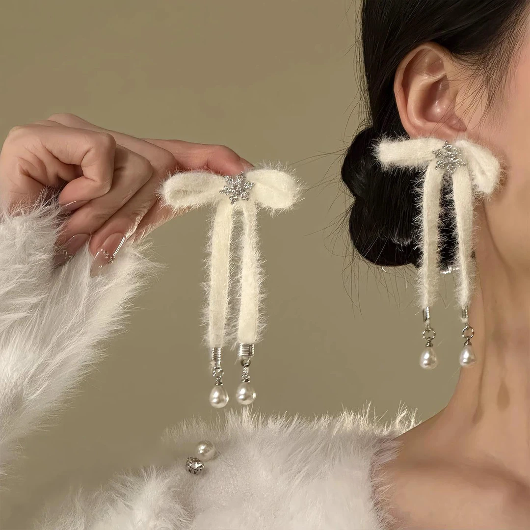 铜合金锆石耳饰 【白雾缪斯】冬日圣诞雪花蝴蝶结耳钉温柔气质耳环