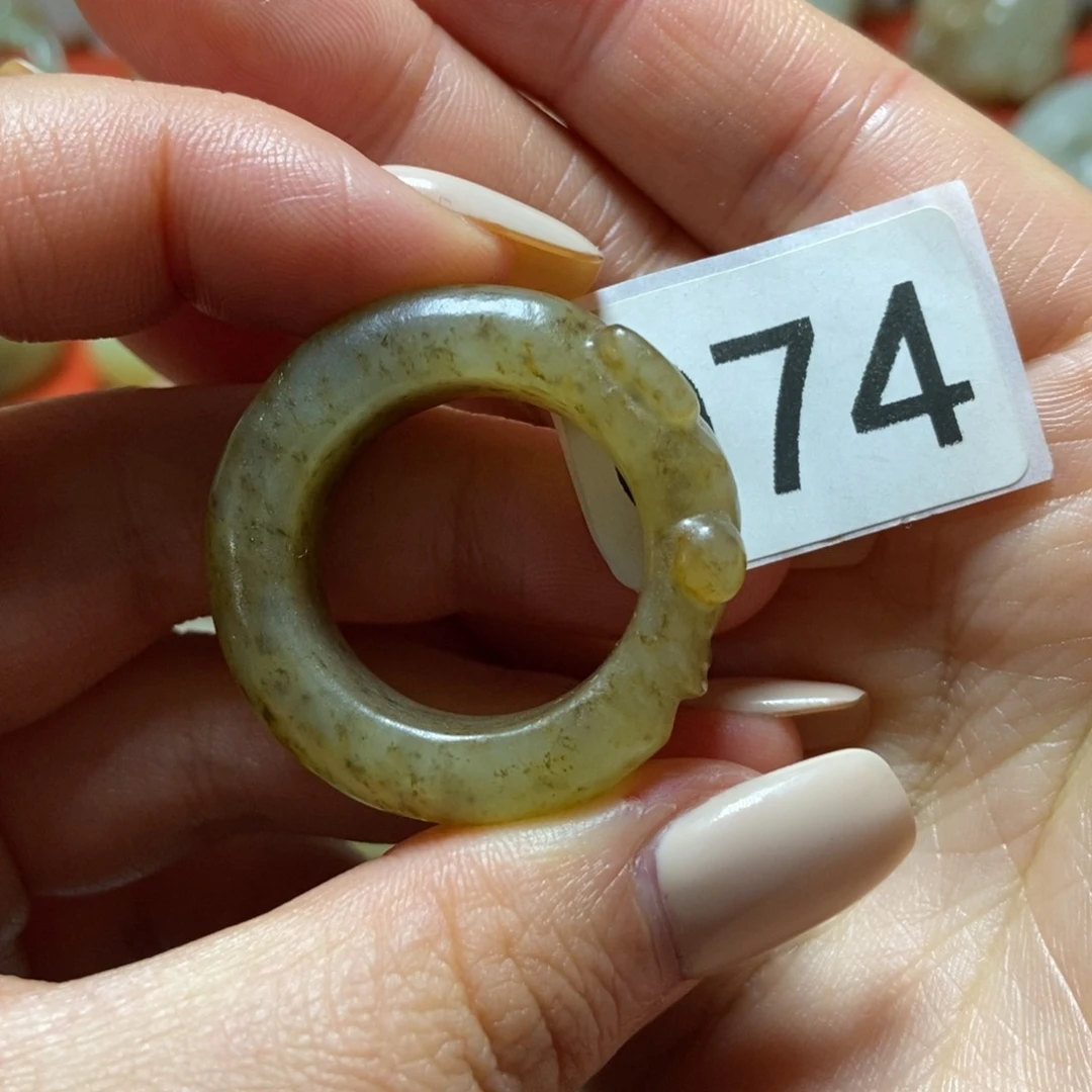 未镶嵌和田玉挂件