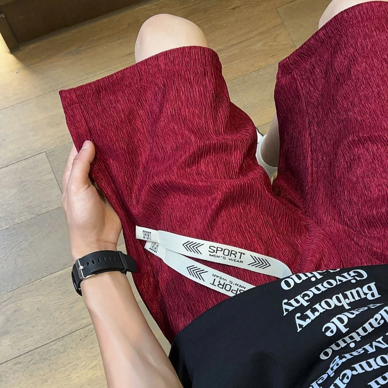 夏季男士冰丝凉感短裤潮流宽松百搭薄款休闲裤子男款沙滩休闲中裤