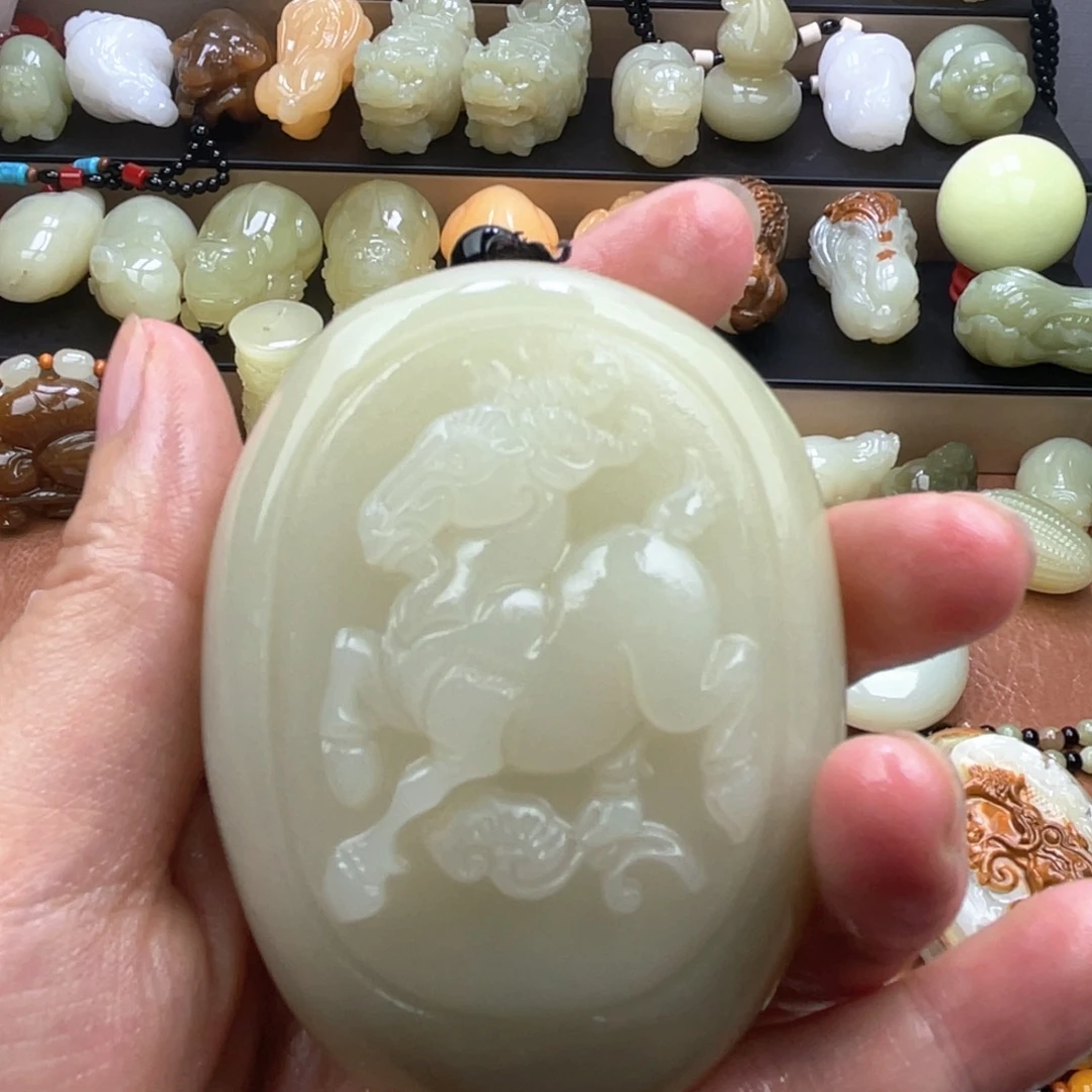 百***影石材天然古青石手把件