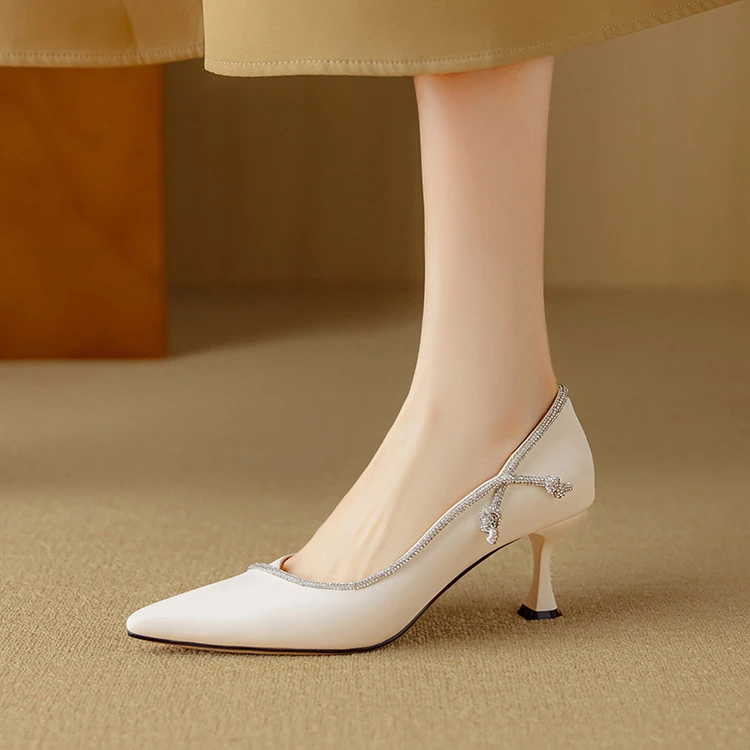 6.5cm羊皮时尚轻奢高跟鞋细跟春款尖头浅口气质单鞋女款新款爆款