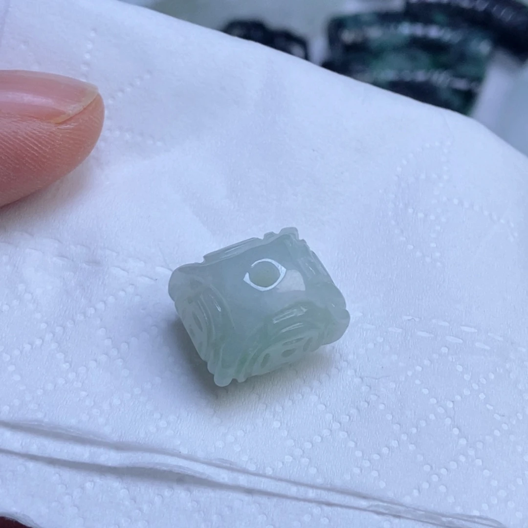 未镶嵌挂件翡翠翡翠