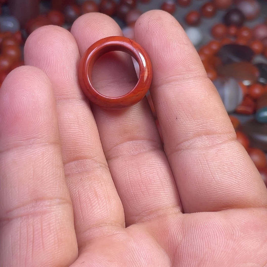 用***4未镶嵌珠子南红玛瑙