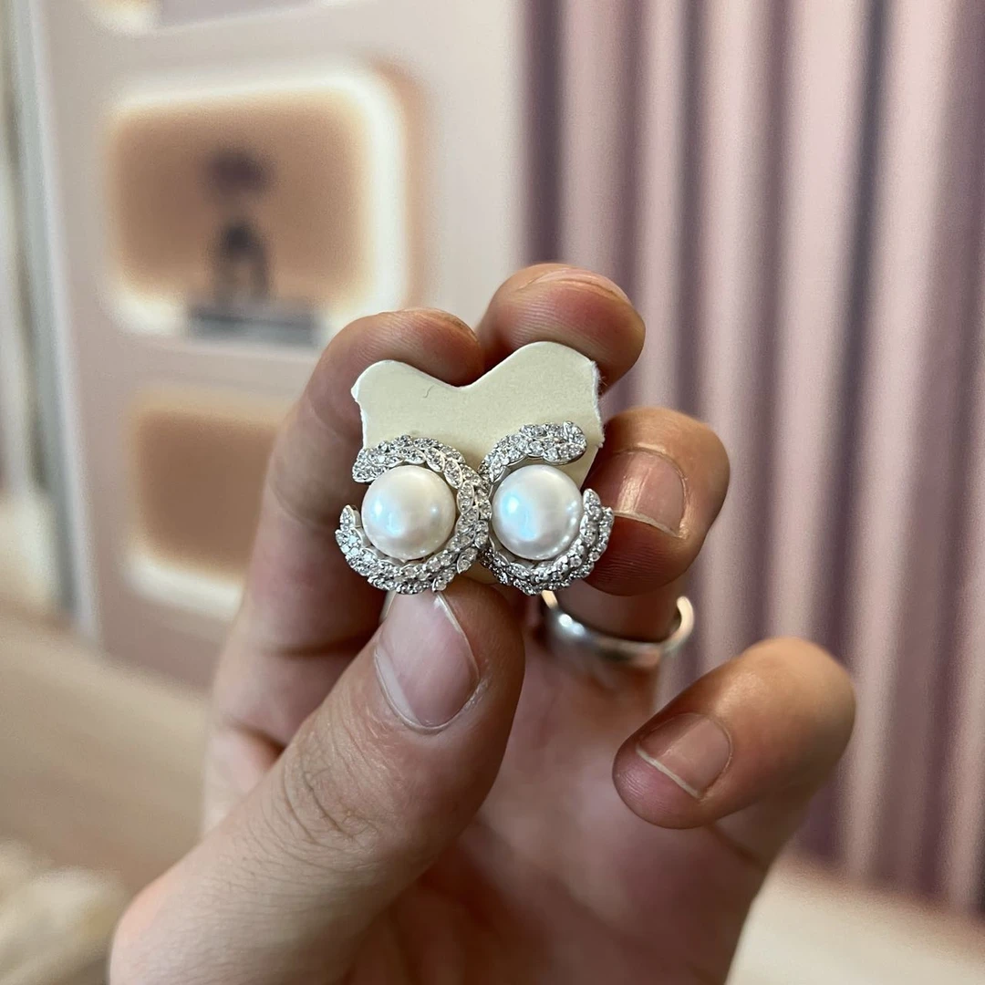 925银莫桑石耳饰 爱敏纯银首饰耳钉