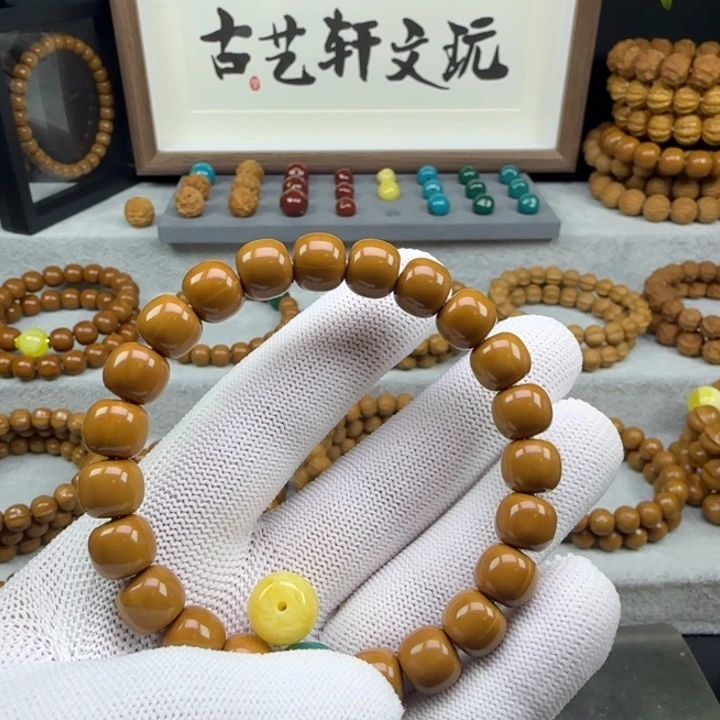 九***州老型10➕配饰蜡猴头手串