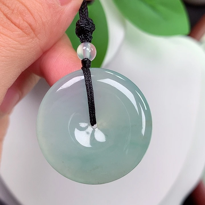 颈饰未镶嵌翡翠平安扣 30.2x5.6mm