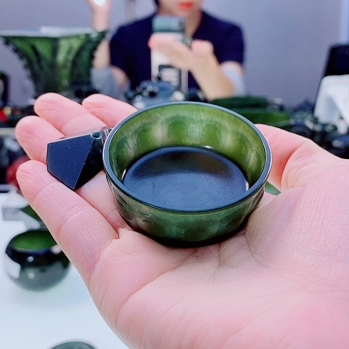 乘***森和田玉（青玉）未镶嵌把件