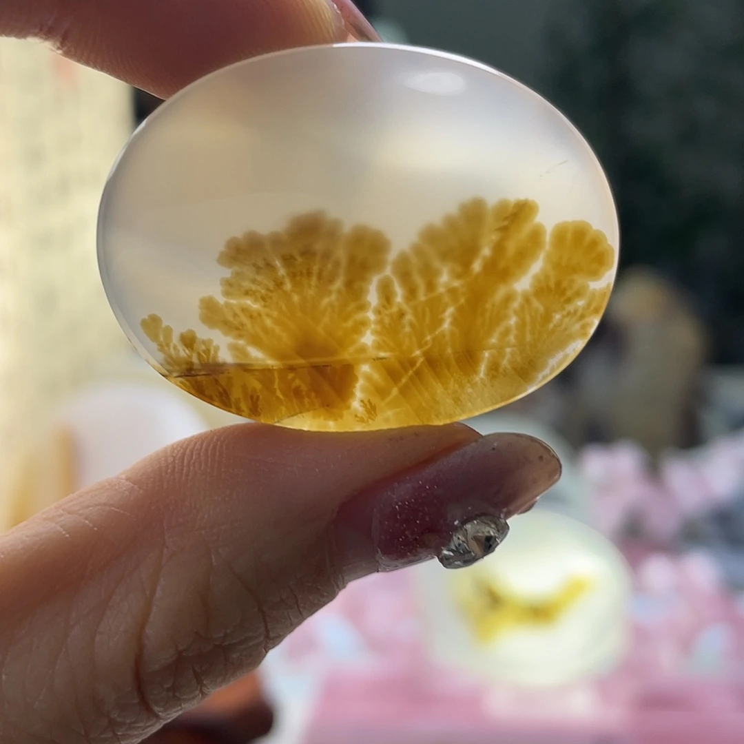 玛瑙/玉髓未镶嵌珠宝奇石