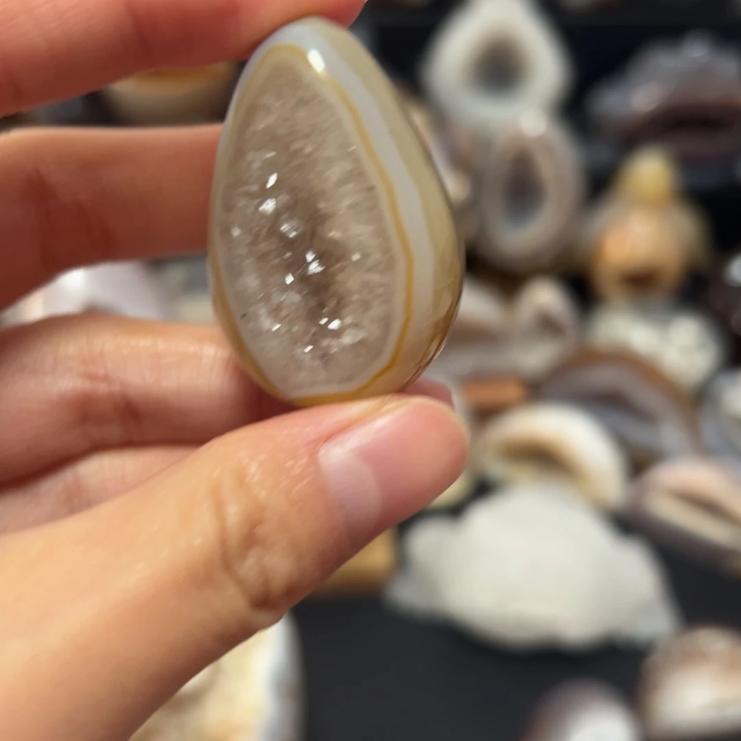 玛瑙/玉髓未镶嵌珠宝半成品