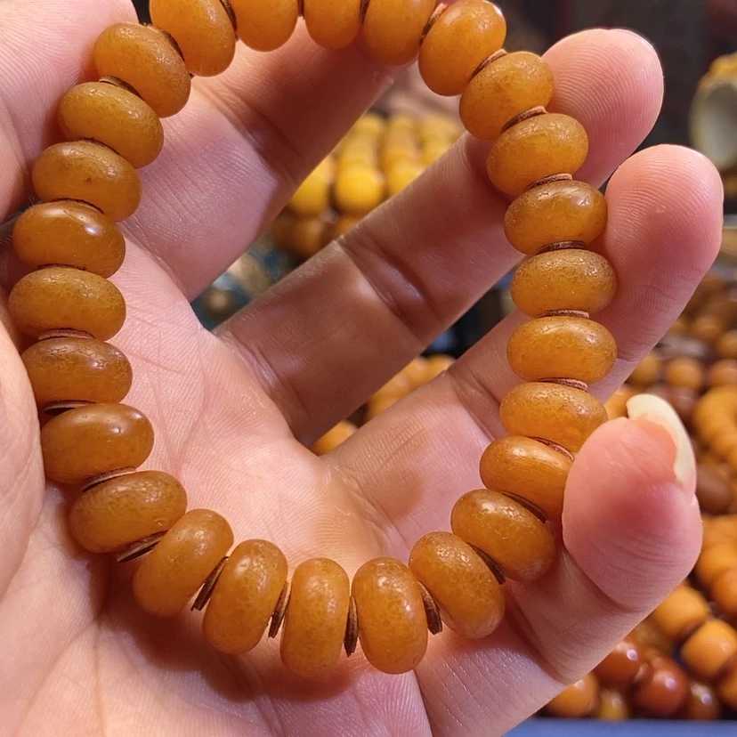 【闪购商品】蜜蜡未镶嵌珠宝奇石