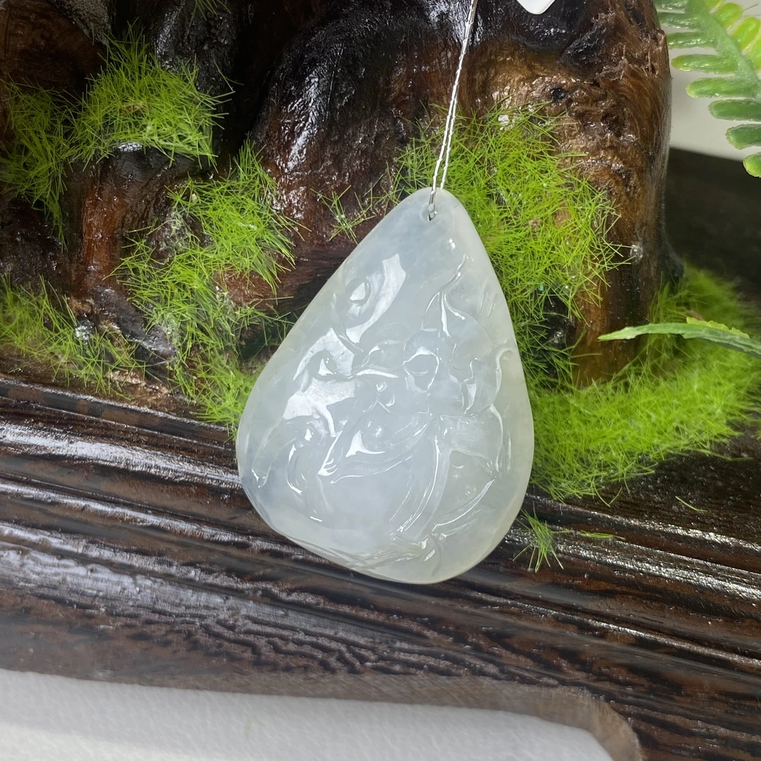 25645天然缅甸A货翡翠-