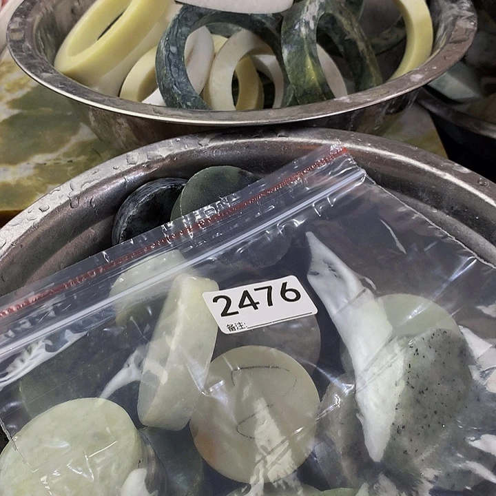 世***源未镶嵌蛇纹石玉手镯