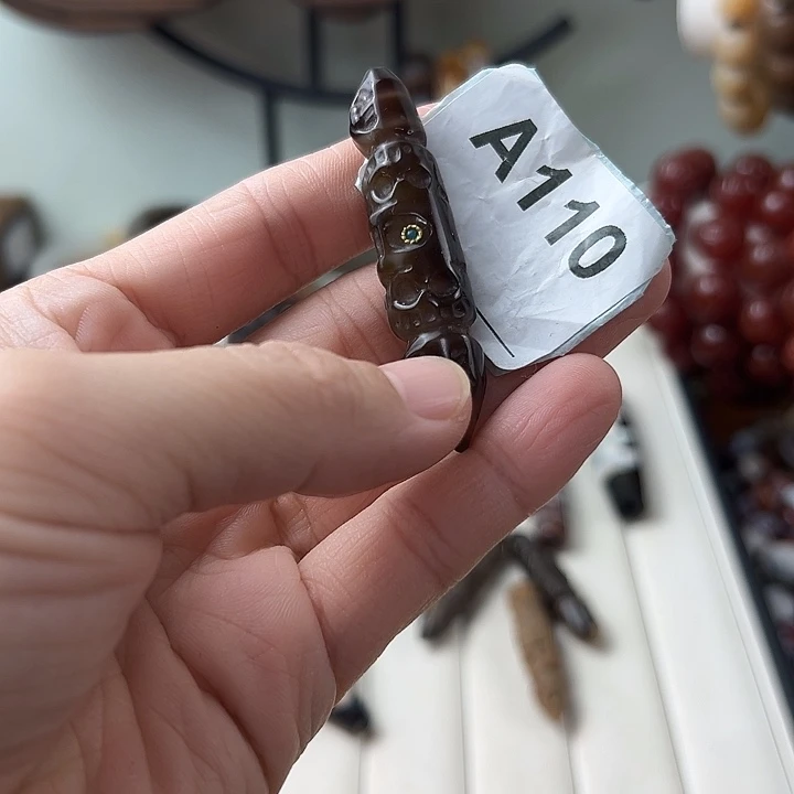 玛瑙/玉髓合金颈饰
