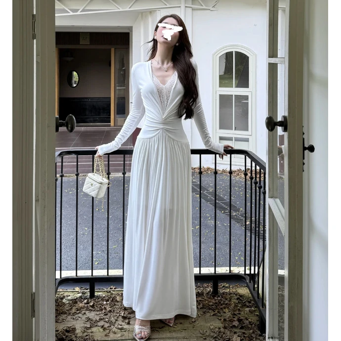 纯欲深V性感蕾丝拼接连衣裙秋季2025气质收腰显身材A字长裙3393#