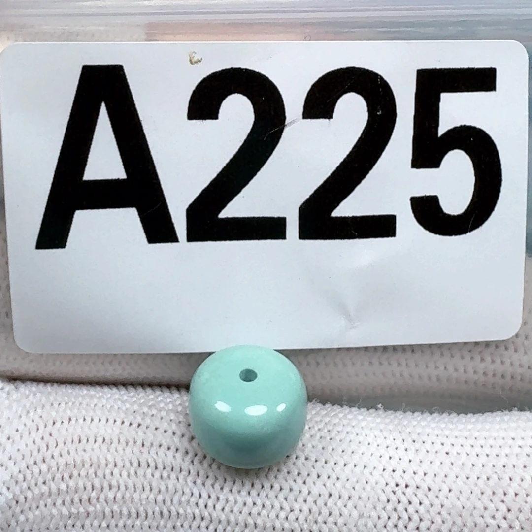 绿松石未镶嵌珠宝奇石11