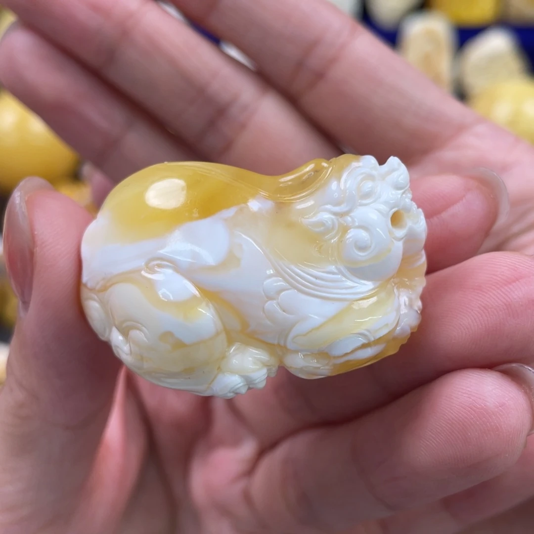 裸石蜜蜡未镶嵌琥珀蜜蜡貔貅吊坠