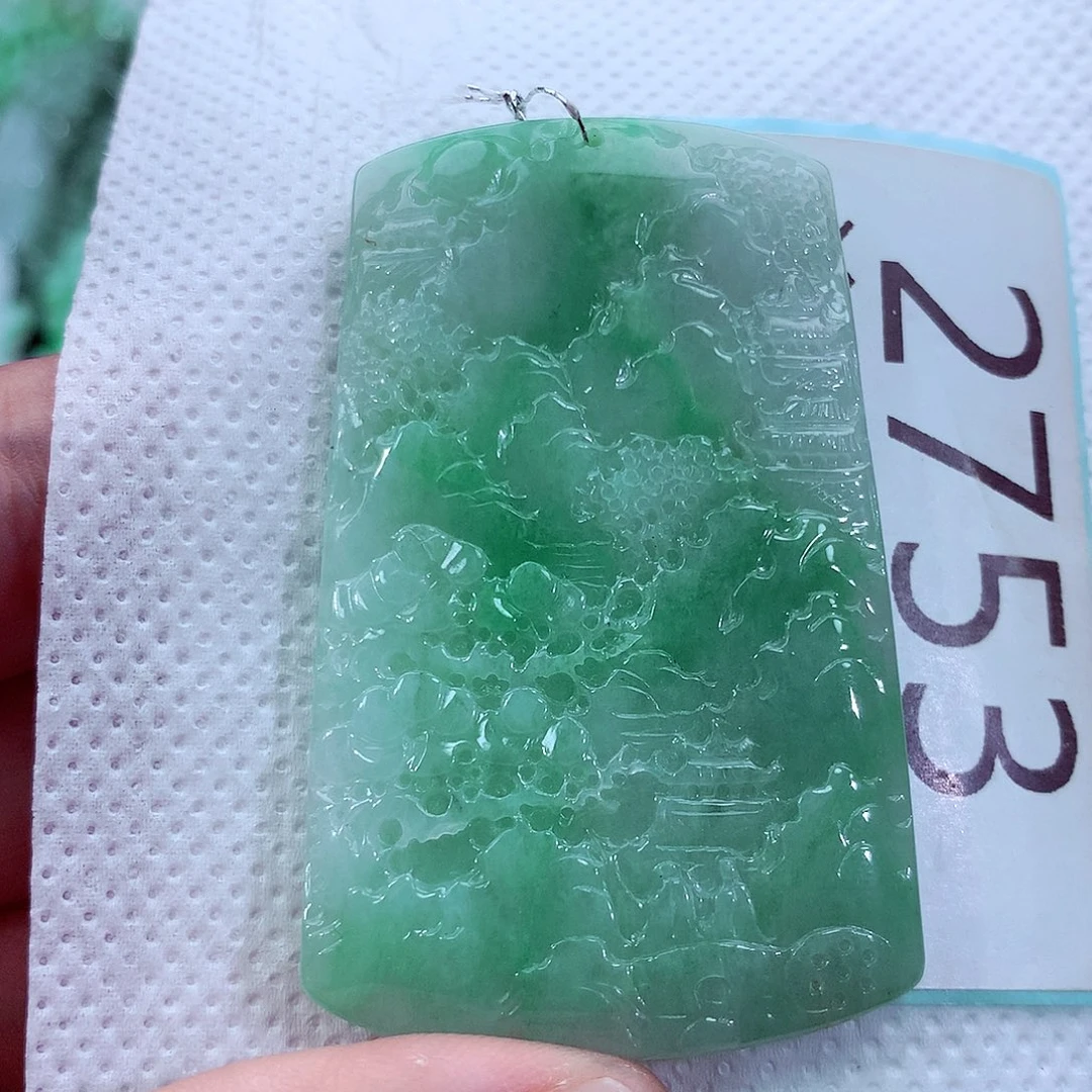 吊坠(不含链)未镶嵌翡翠