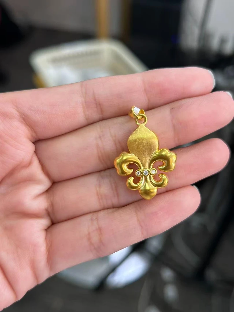足金999  点钻鸢尾花吊坠