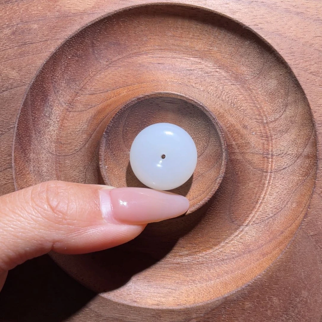 未镶嵌手链和田玉卡18.9