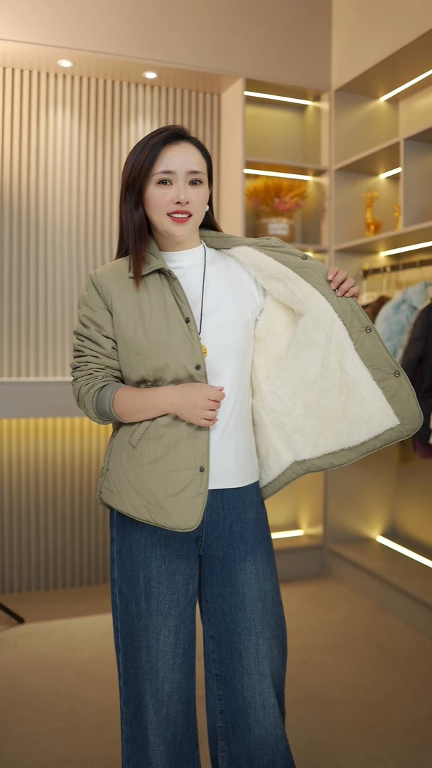 2025新款翻领加绒加厚冬季棉衣宽松百搭款显瘦保暖棉服