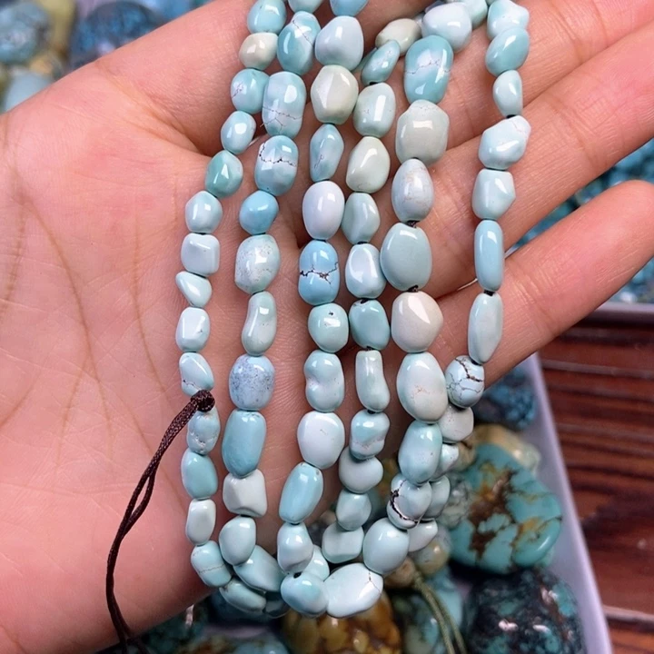 绿松石未镶嵌颈饰?***?