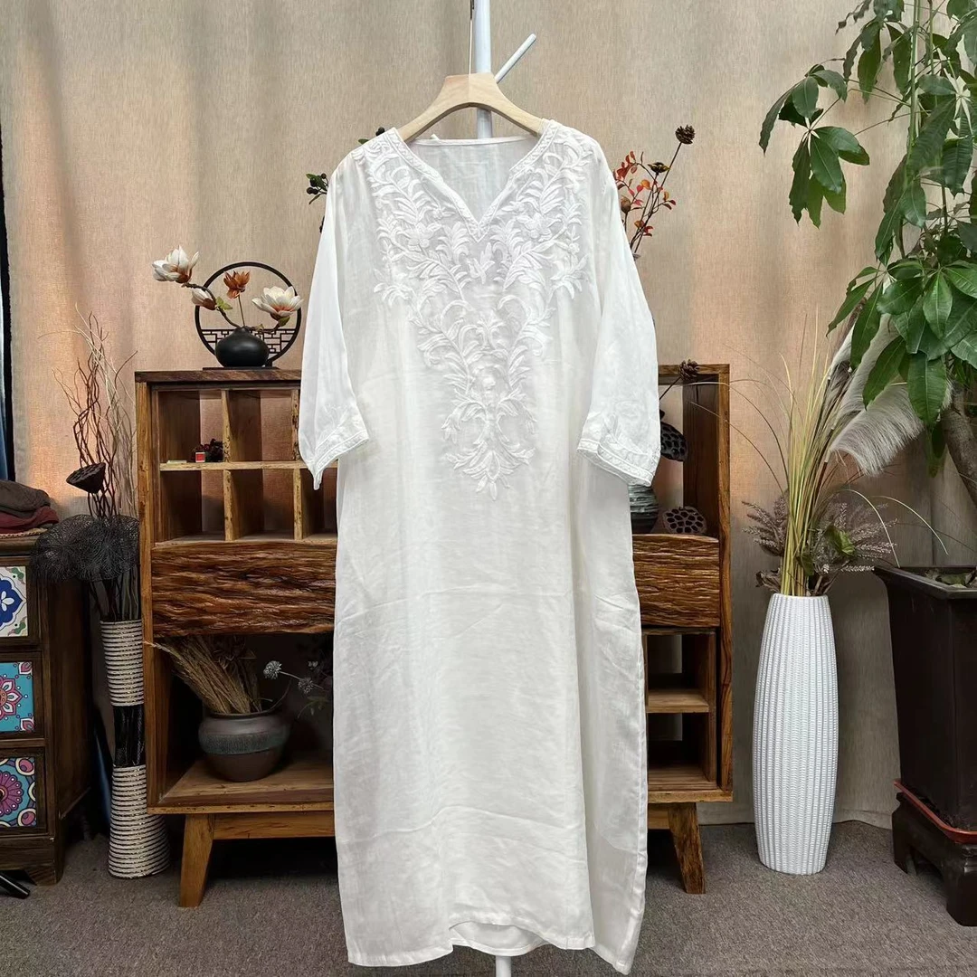 梦姐棉麻原创设计复古重工刺绣V领连衣裙（裙长118胸围120）