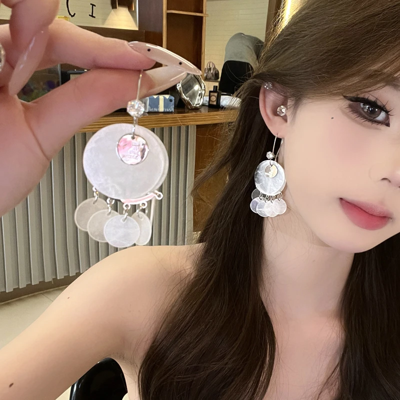 铜合金耳饰 轻奢复古法式贝壳流苏耳环度假风波西米亚时尚耳饰