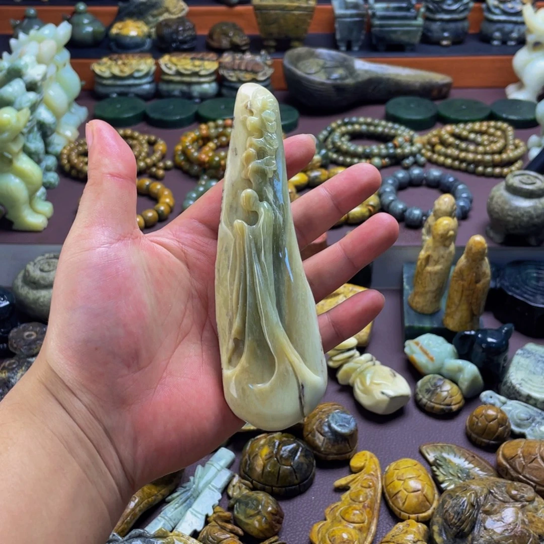 【闪购商品】未镶嵌岫岩河磨玉（透闪石质玉）挂件