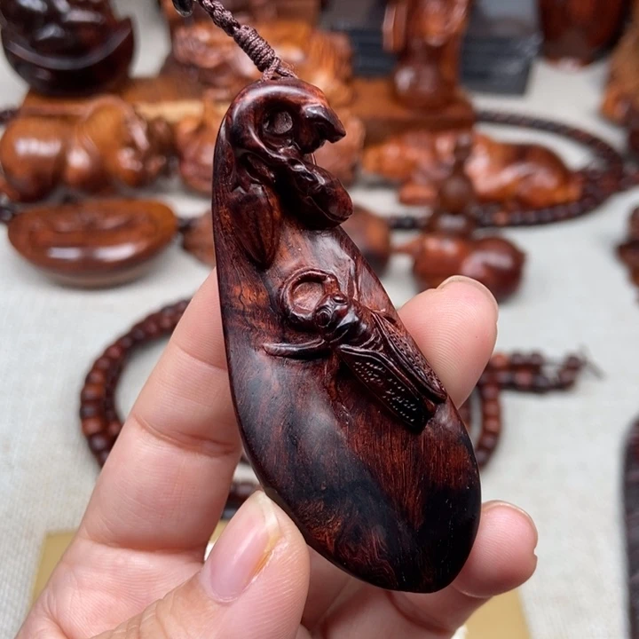 黄花梨/降香黄檀把件