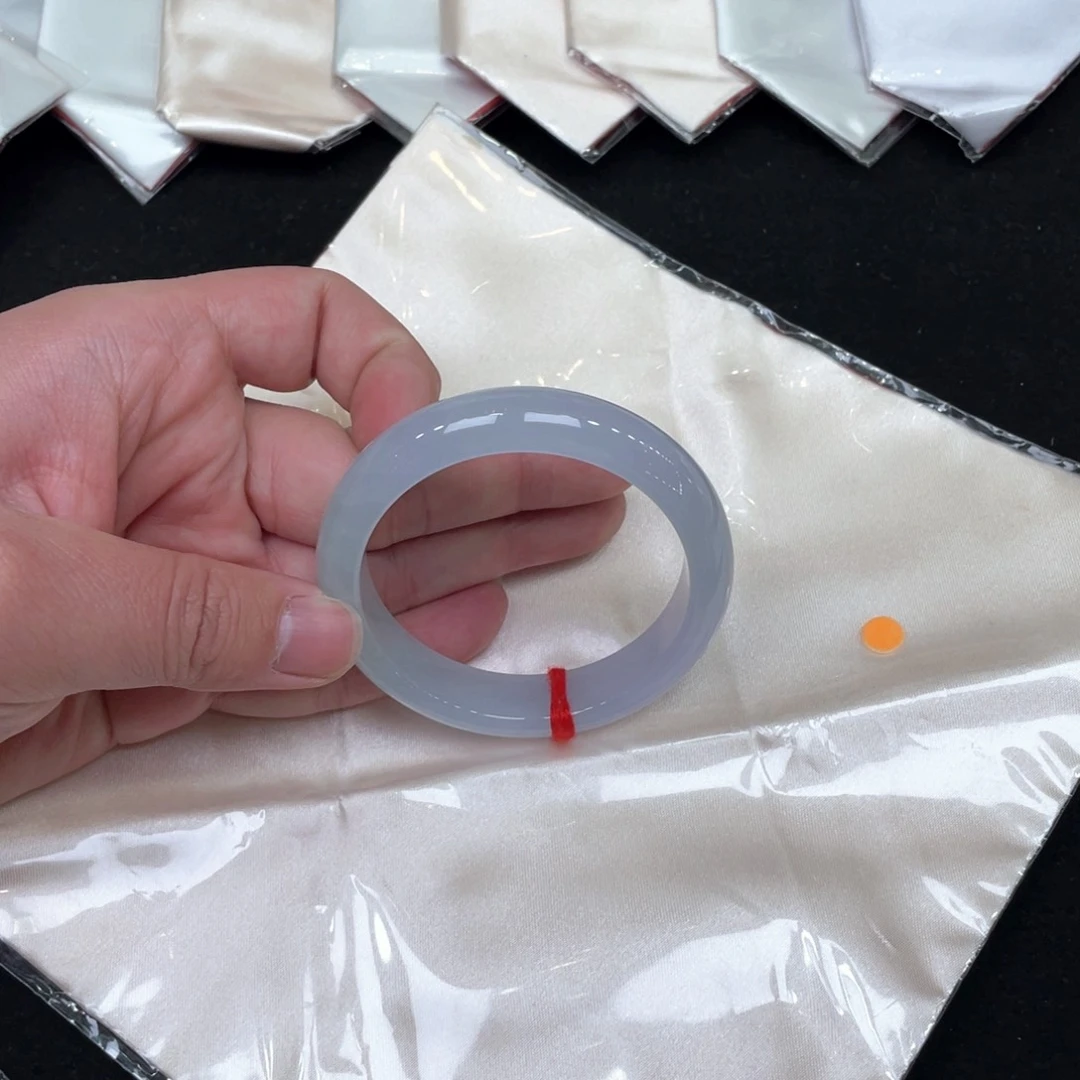 翡翠手镯未镶嵌57.5正圈