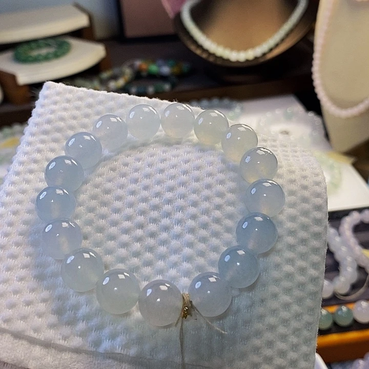 定制翡翠未镶嵌翡翠.
