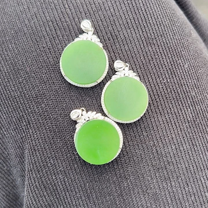 和田玉银S925镶嵌戒指阳绿无事牌多样性拍一发一