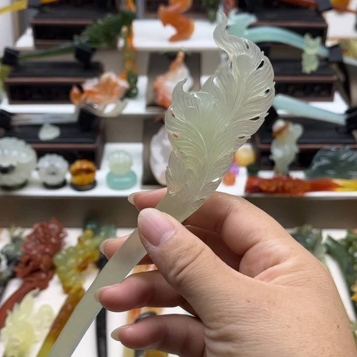 蛇纹石玉未镶嵌岫玉发簪