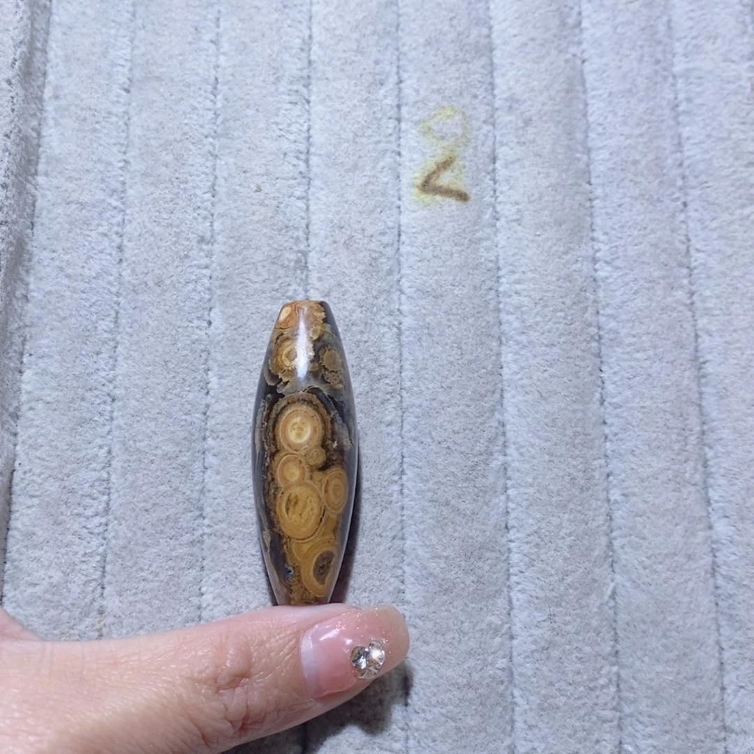 看***看玛瑙/玉髓未镶嵌颈饰