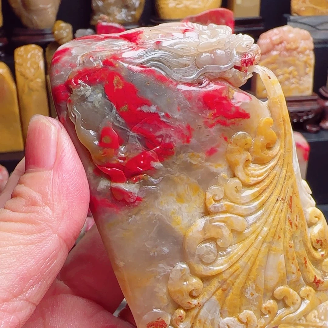 昌化石昌化鸡血石